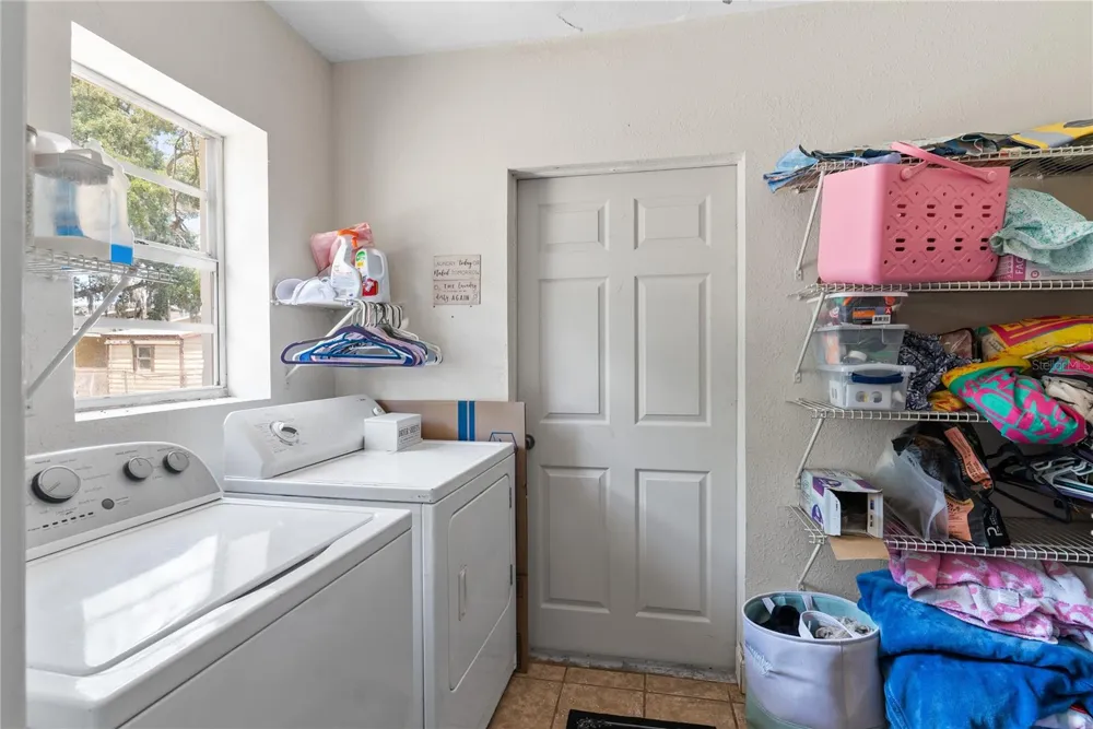 12 BEVERLY DRIVE Frostproof, FL 33843