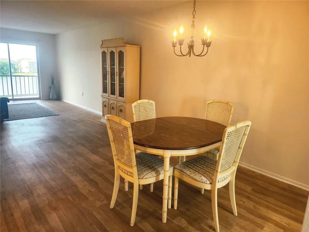 3973 LAKE BAYSHORE DRIVE #503 Bradenton, FL 34205