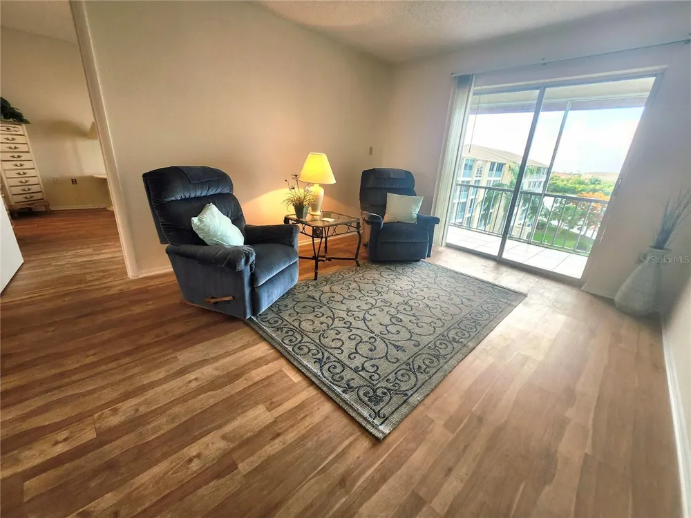 3973 LAKE BAYSHORE DRIVE #503 Bradenton, FL 34205