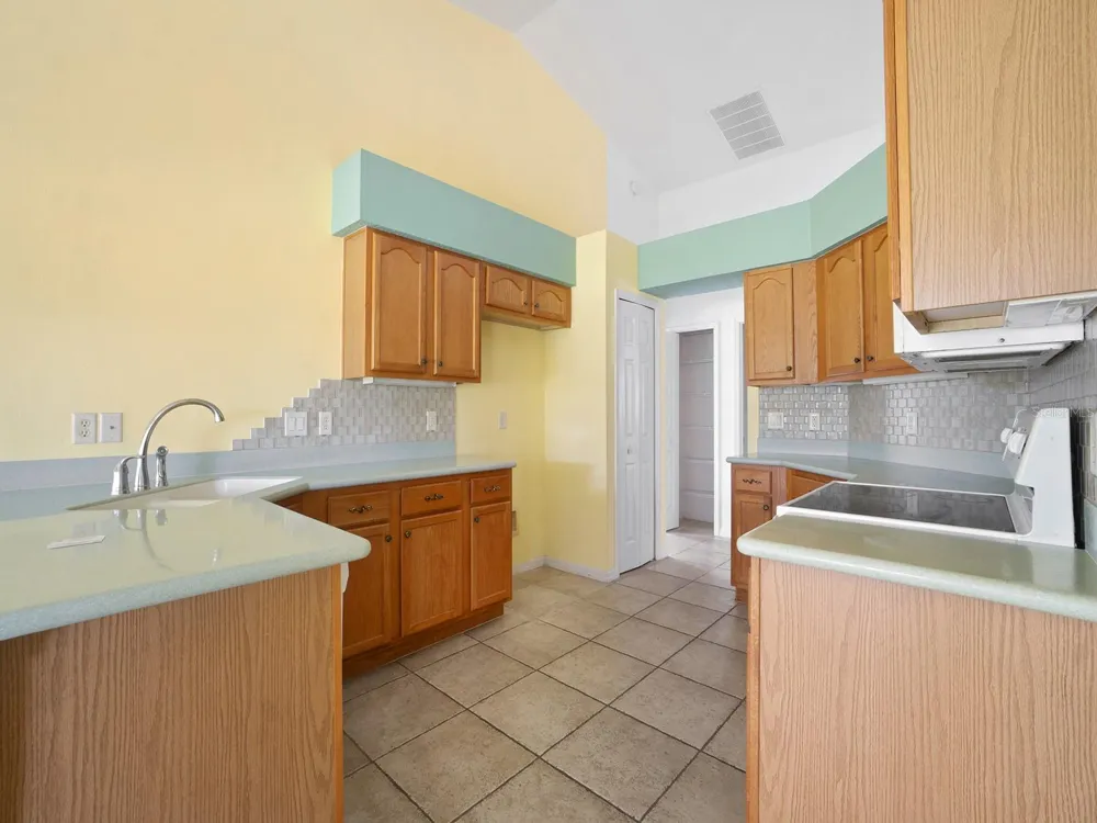 4835 SABLE RIDGE COURT Leesburg, FL 34748