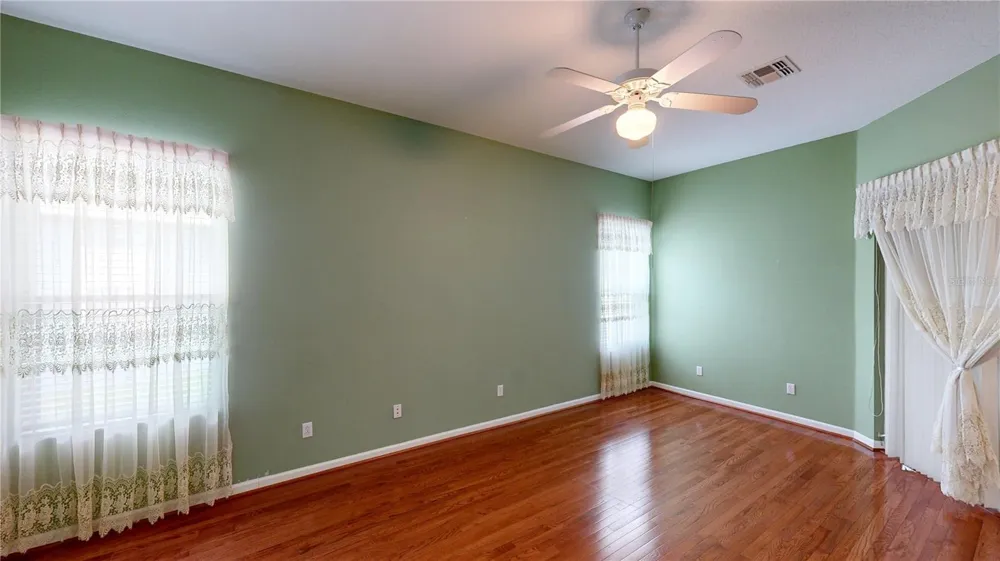 529 BELHAVEN FALLS DRIVE Ocoee, FL 34761