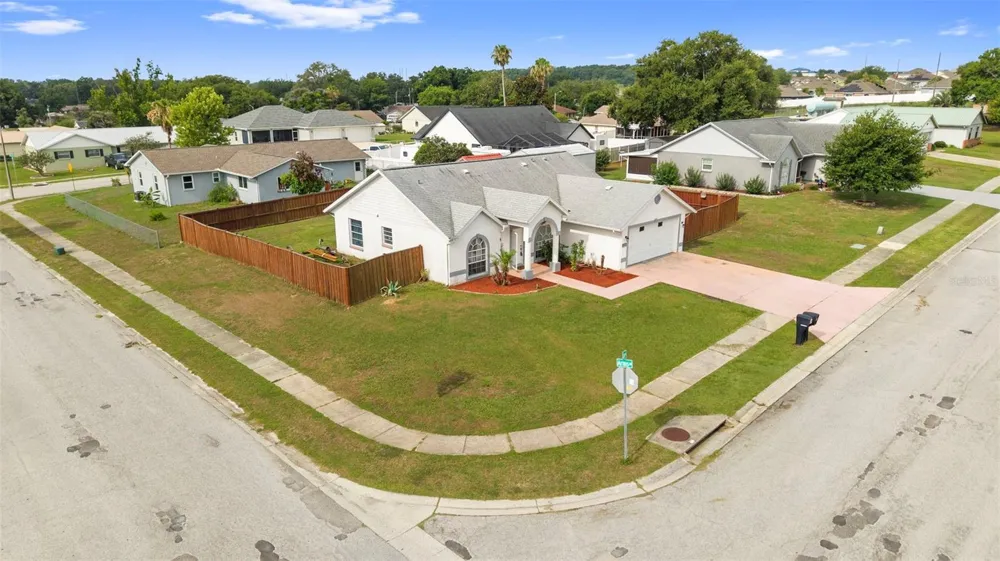38912 CARR DRIVE Zephyrhills, FL 33540