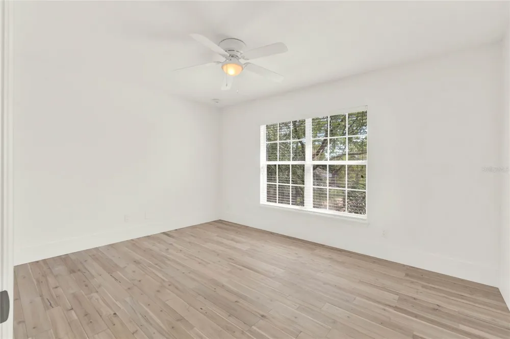 23503 VALDERAMA LANE Sorrento, FL 32776