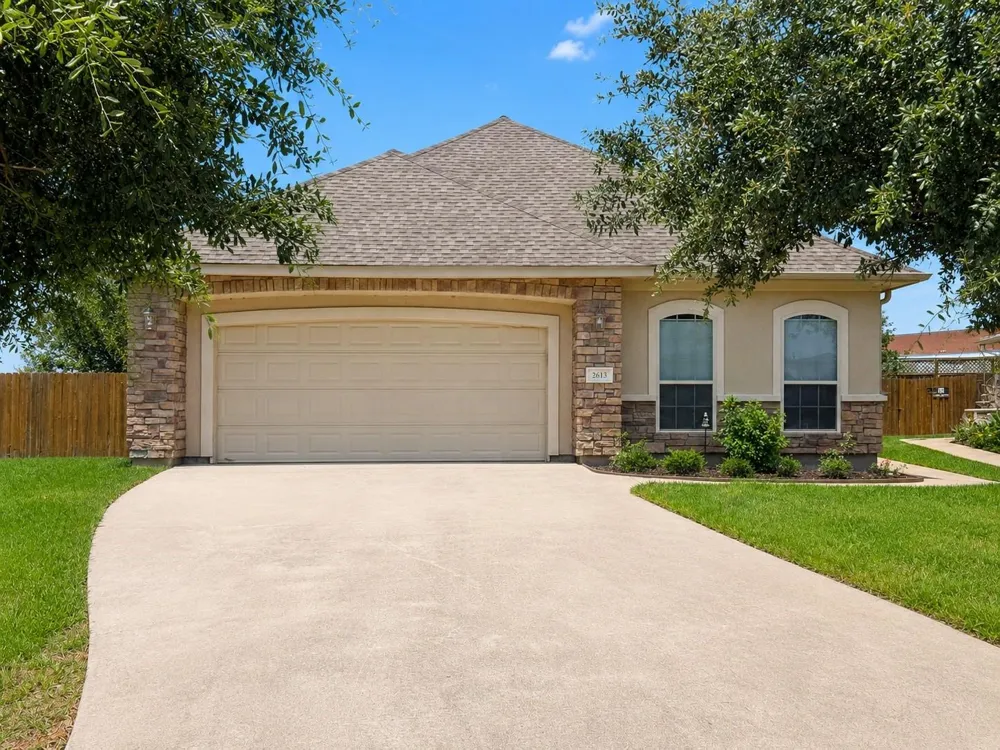 2613 Leila Court Bryan, TX 77802