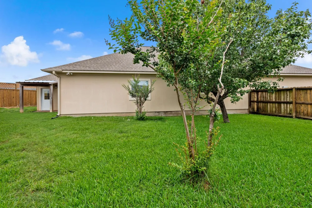 2613 Leila Court Bryan, TX 77802