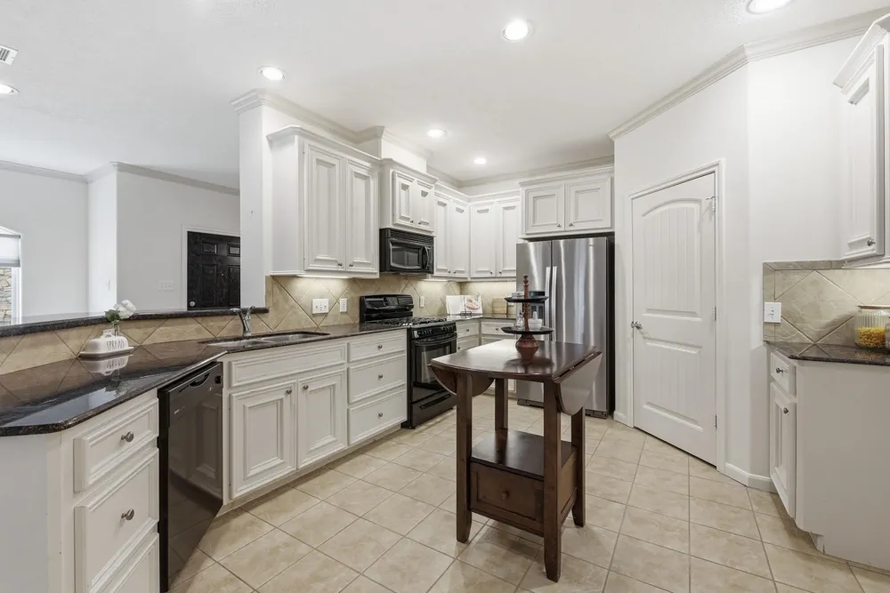2613 Leila Court Bryan, TX 77802