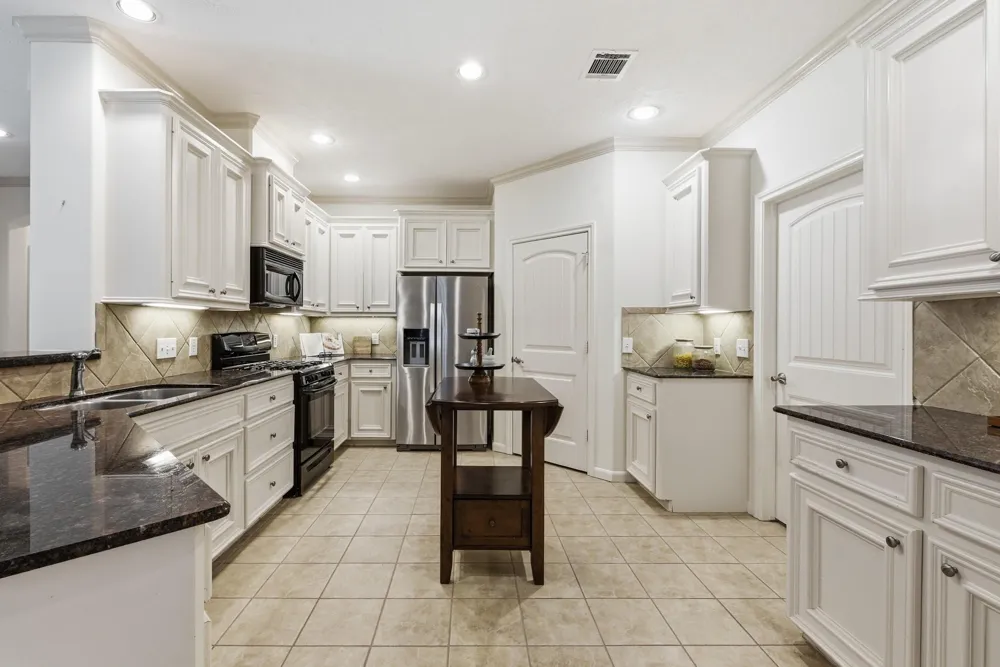 2613 Leila Court Bryan, TX 77802