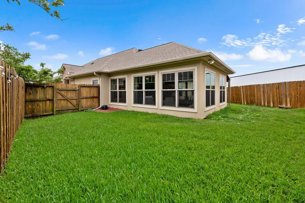 2613 Leila Court Bryan, TX 77802