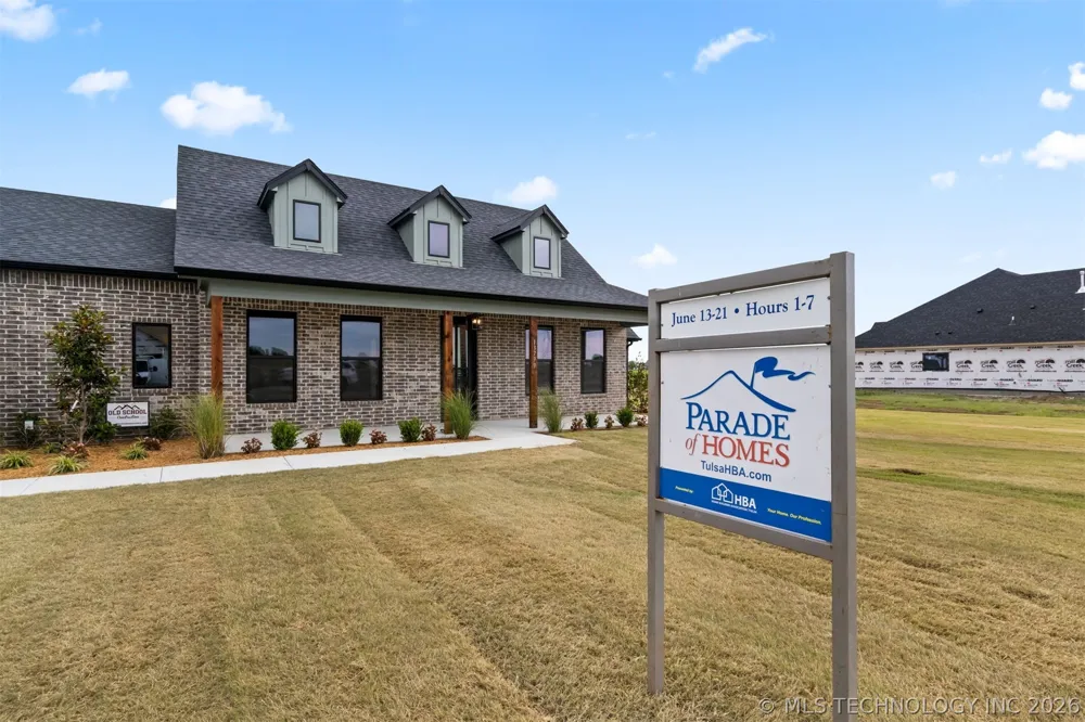 13799 58th East Avenue Collinsville, OK 74021