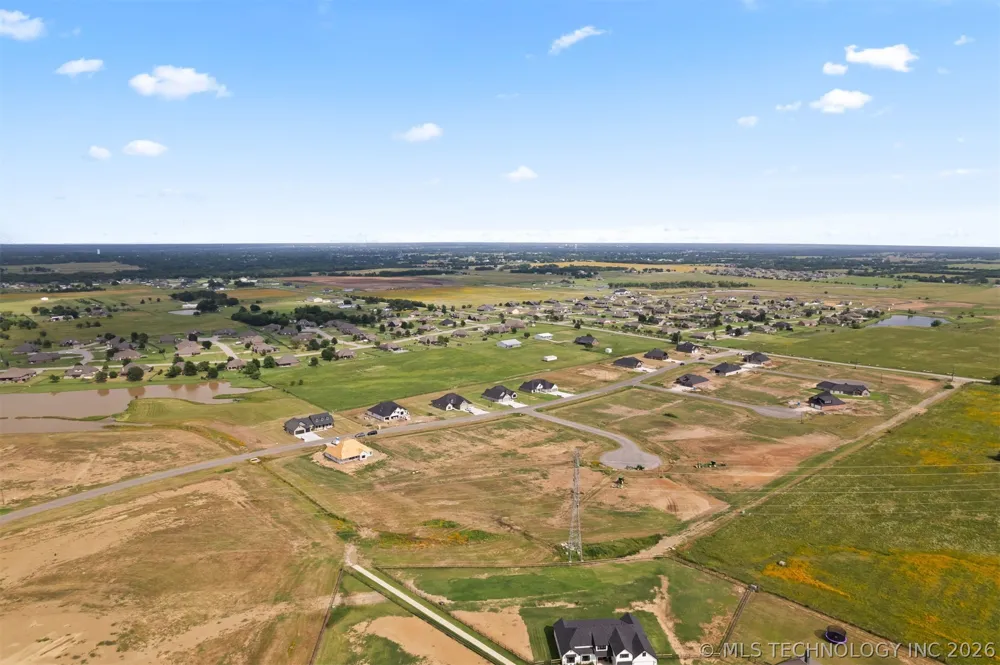 13799 58th East Avenue Collinsville, OK 74021
