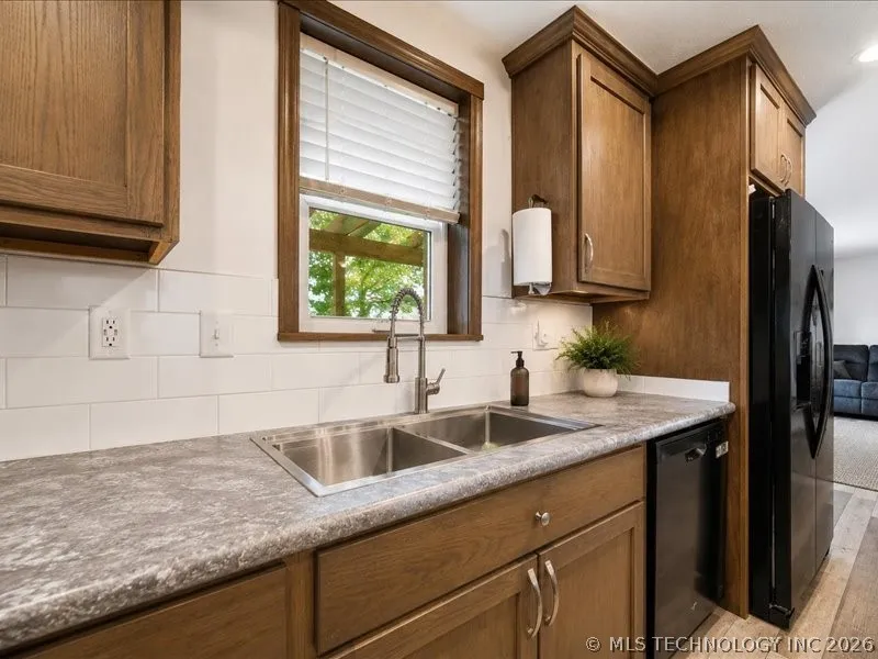 16913 S 301st Avenue W Bristow, OK 74010