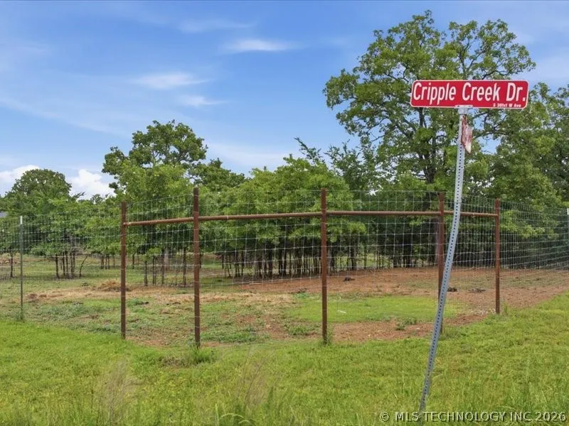 16913 S 301st Avenue W Bristow, OK 74010