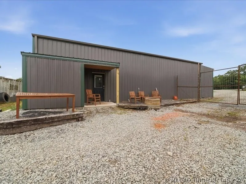 16913 S 301st Avenue W Bristow, OK 74010