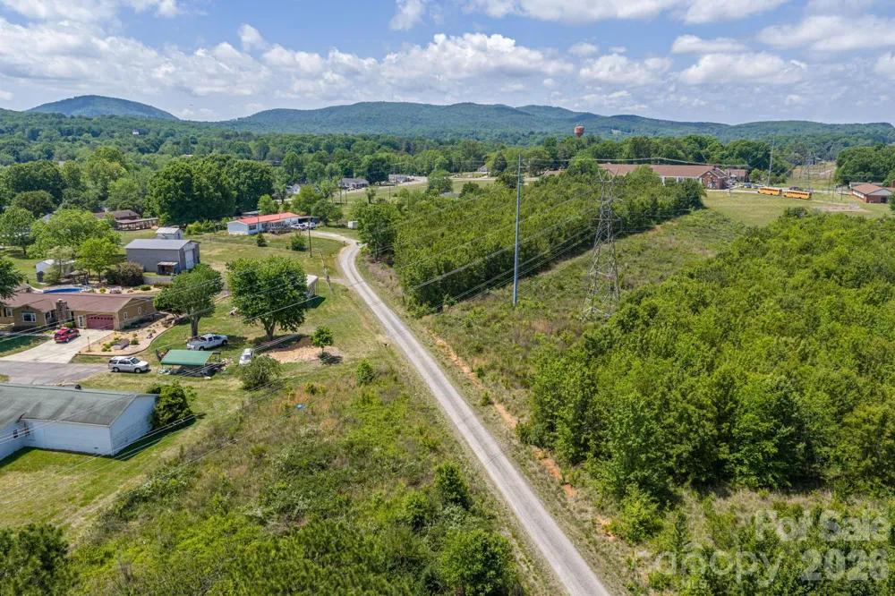 7867 Max Smith Avenue Connelly Springs, NC 28612