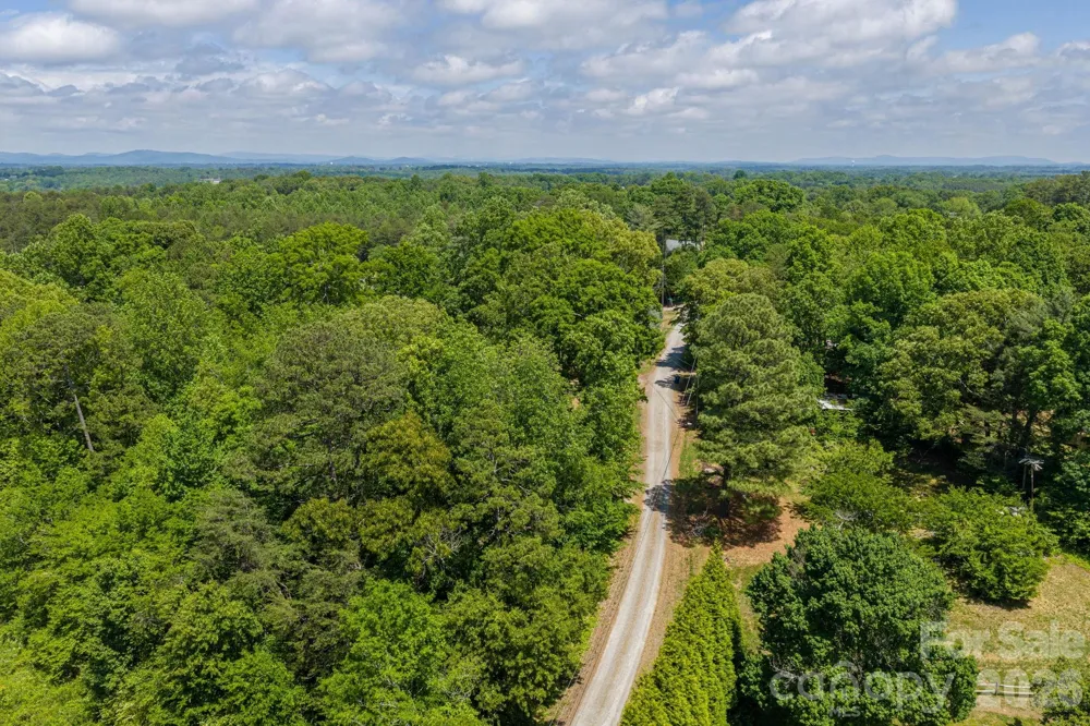 7867 Max Smith Avenue Connelly Springs, NC 28612