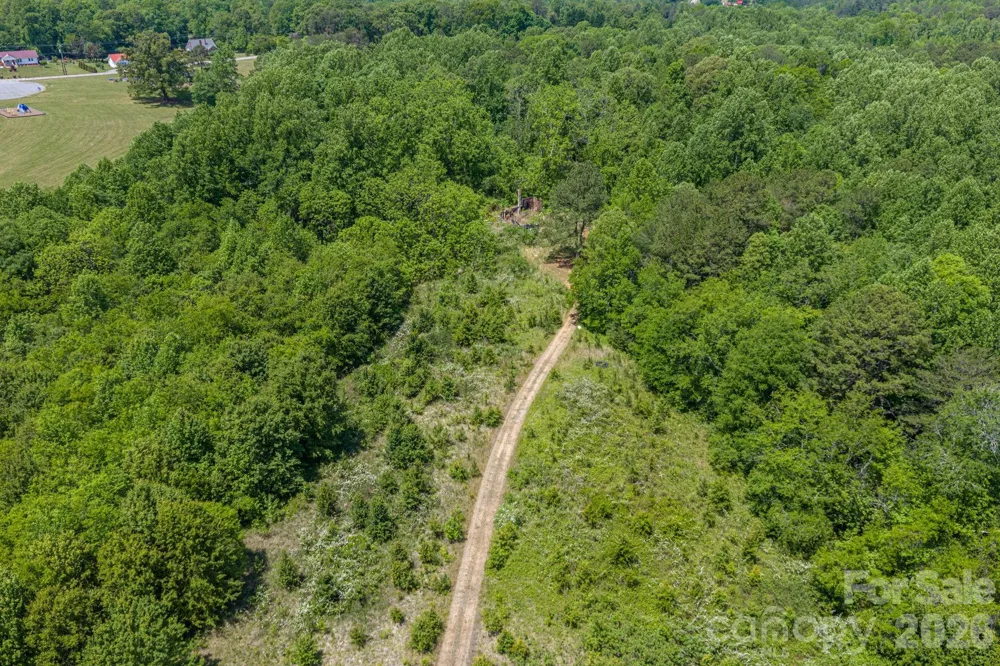 7867 Max Smith Avenue Connelly Springs, NC 28612