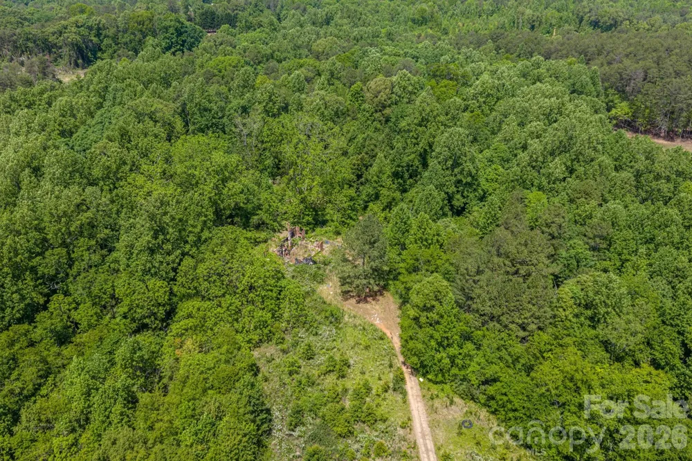 7867 Max Smith Avenue Connelly Springs, NC 28612