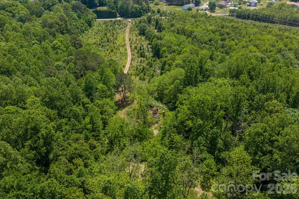 7867 Max Smith Avenue Connelly Springs, NC 28612