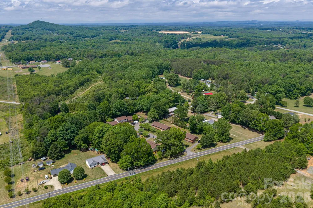 7867 Max Smith Avenue Connelly Springs, NC 28612