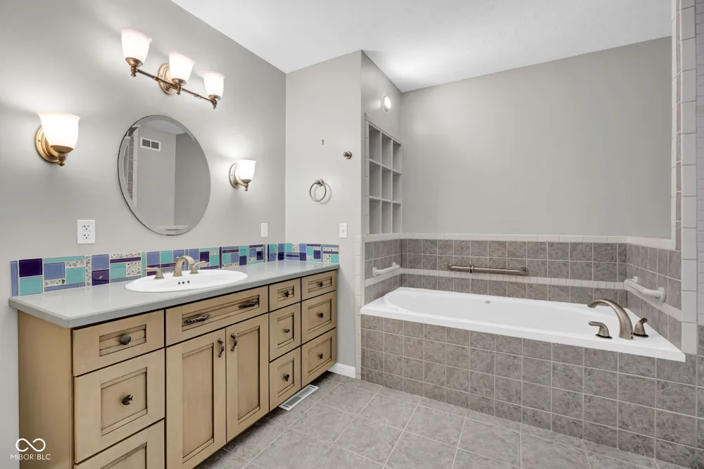 6889 Foremans Passage Road Nashville, IN 47448
