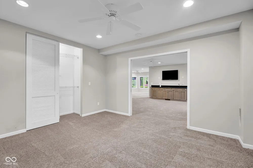 6889 Foremans Passage Road Nashville, IN 47448