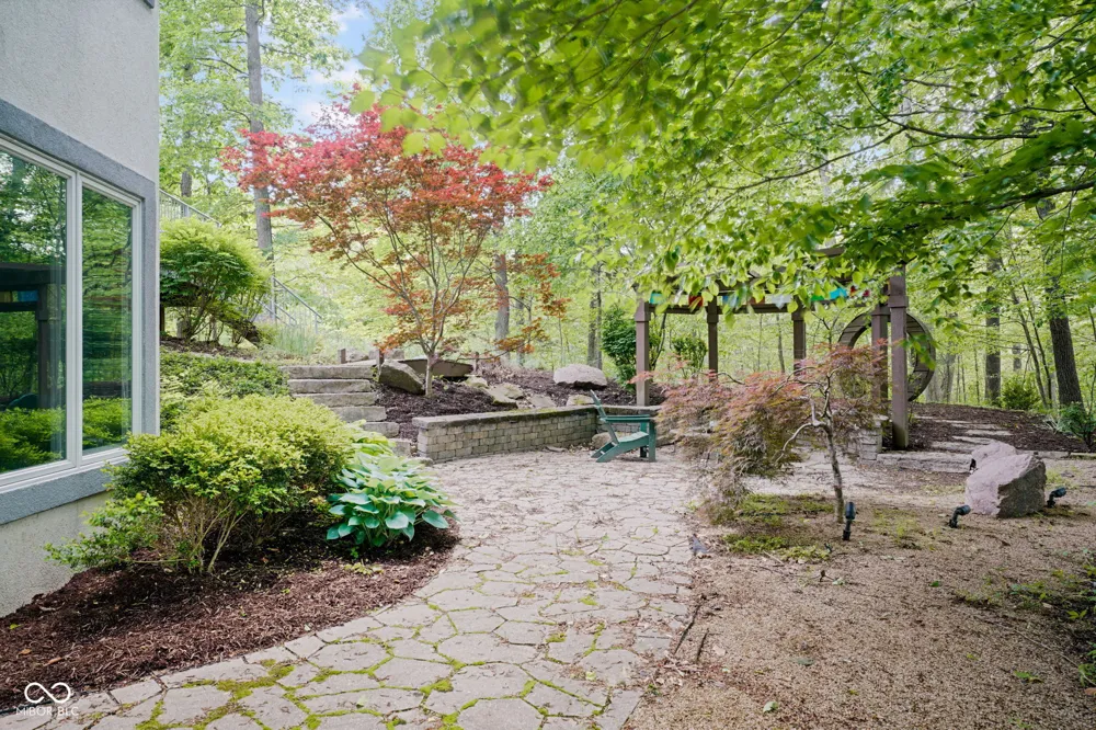 6889 Foremans Passage Road Nashville, IN 47448