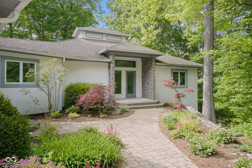 6889 Foremans Passage Road Nashville, IN 47448