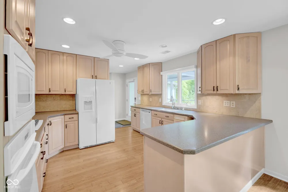 6889 Foremans Passage Road Nashville, IN 47448
