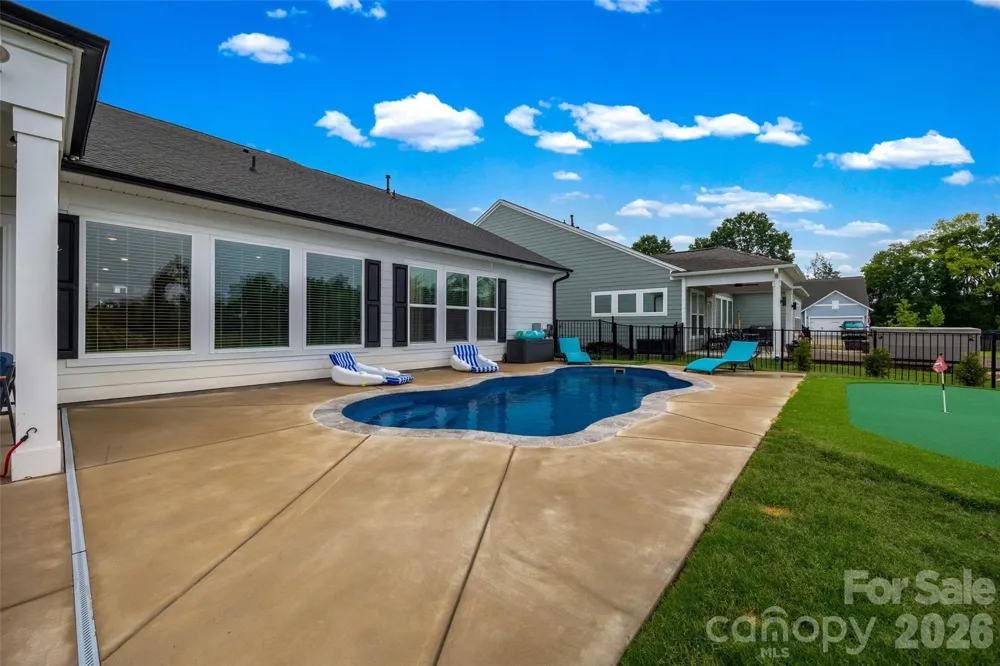 3129 Gavin Lane Harrisburg, NC 28075