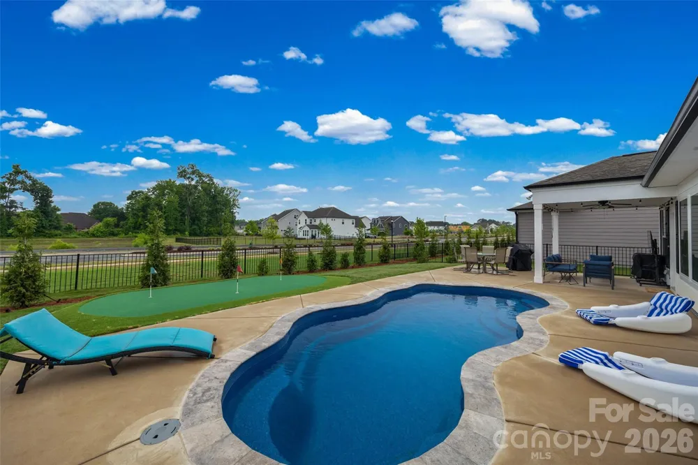 3129 Gavin Lane Harrisburg, NC 28075