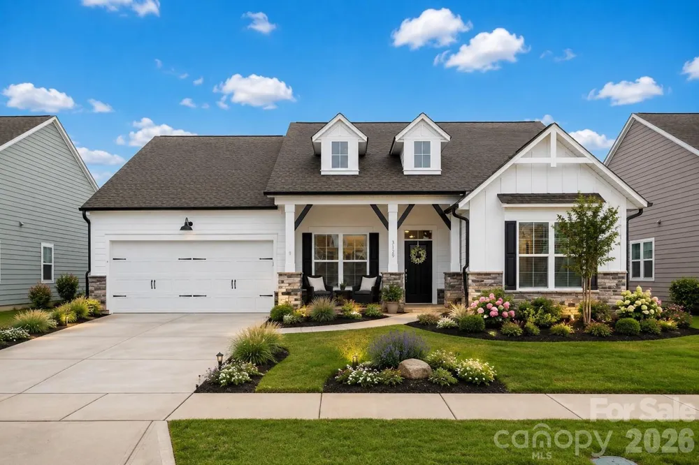 3129 Gavin Lane Harrisburg, NC 28075