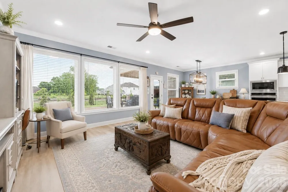 3129 Gavin Lane Harrisburg, NC 28075