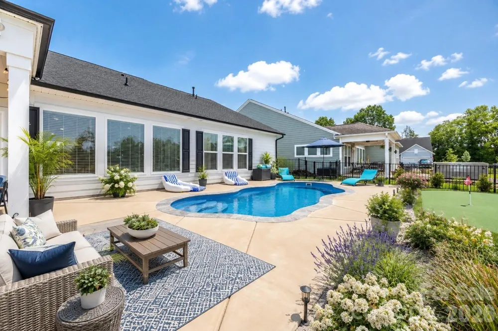 3129 Gavin Lane Harrisburg, NC 28075
