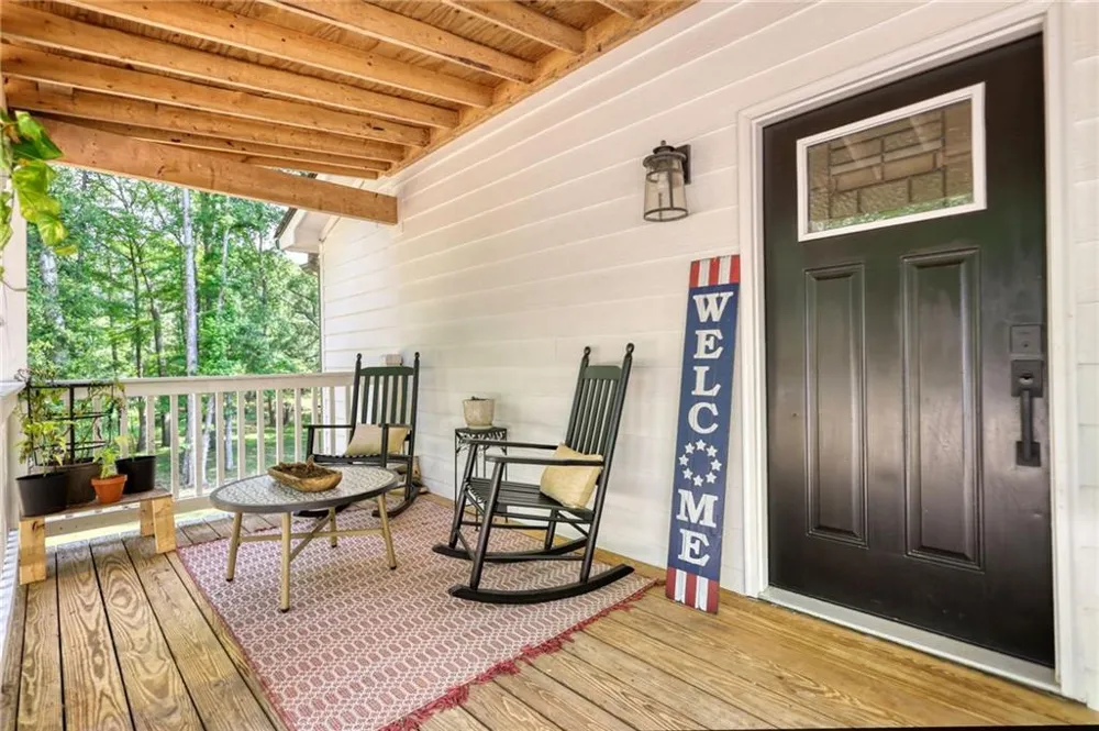 222 W River Bend Drive W Eatonton, GA 31024