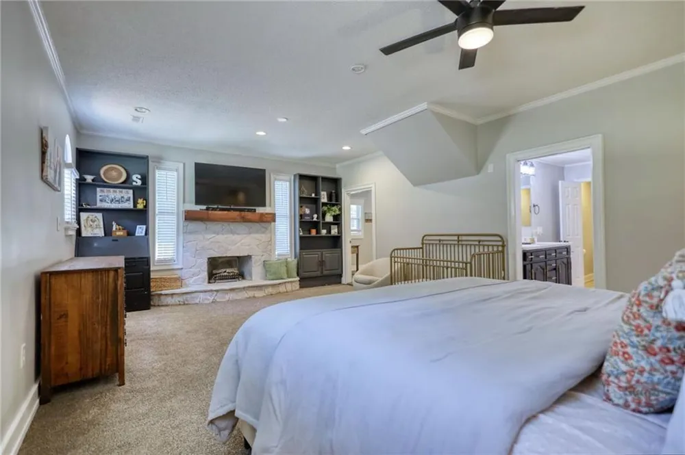 222 W River Bend Drive W Eatonton, GA 31024