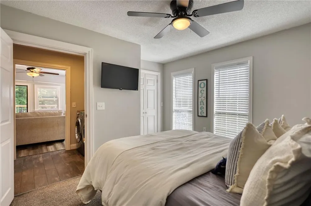 222 W River Bend Drive W Eatonton, GA 31024