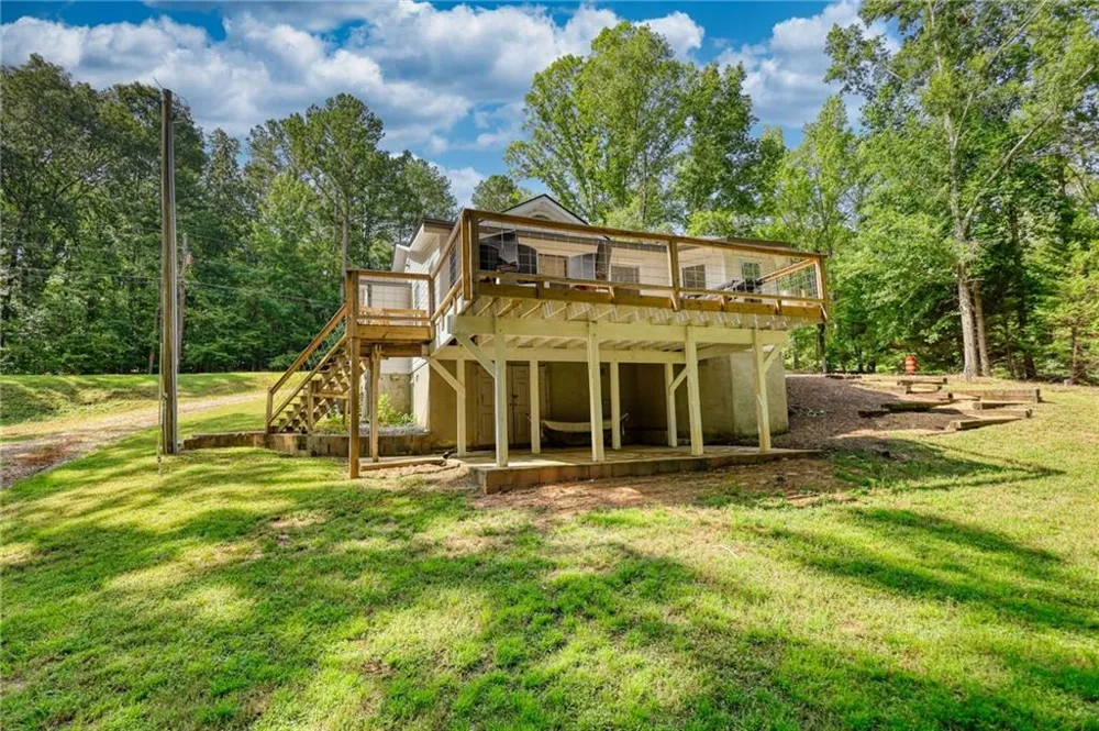 222 W River Bend Drive W Eatonton, GA 31024