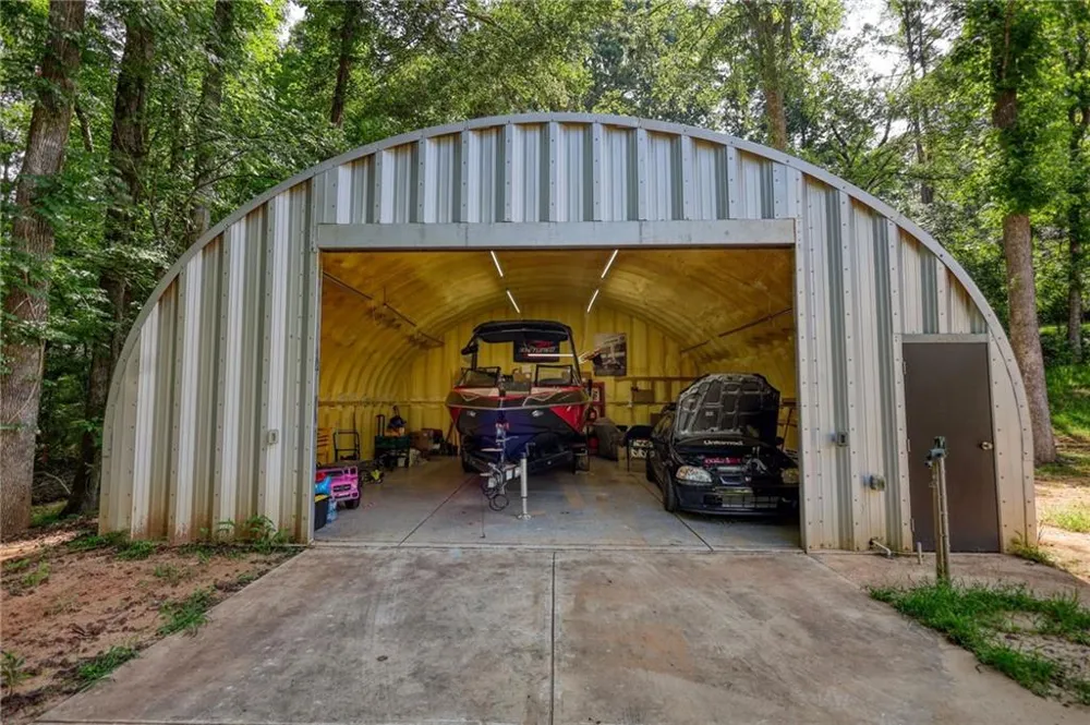 222 W River Bend Drive W Eatonton, GA 31024