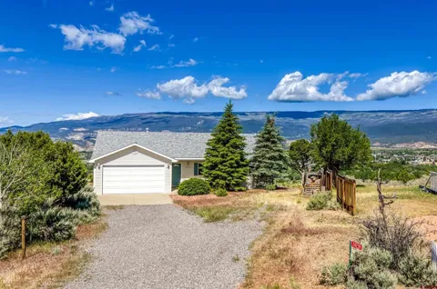 24239 Valley View Circle
