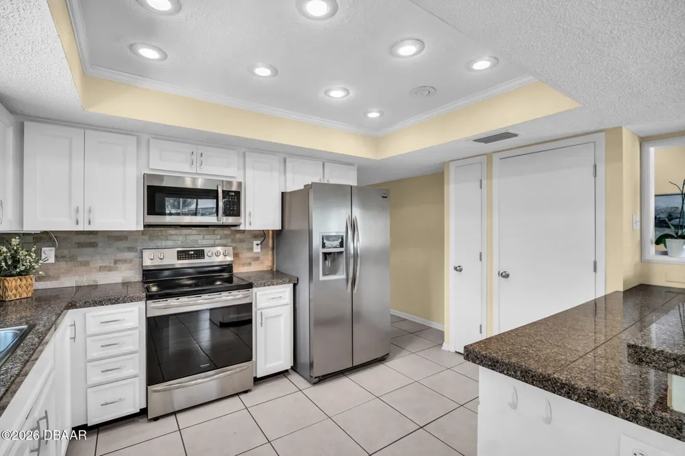 190 Water Oak Way Oldsmar, FL 34677