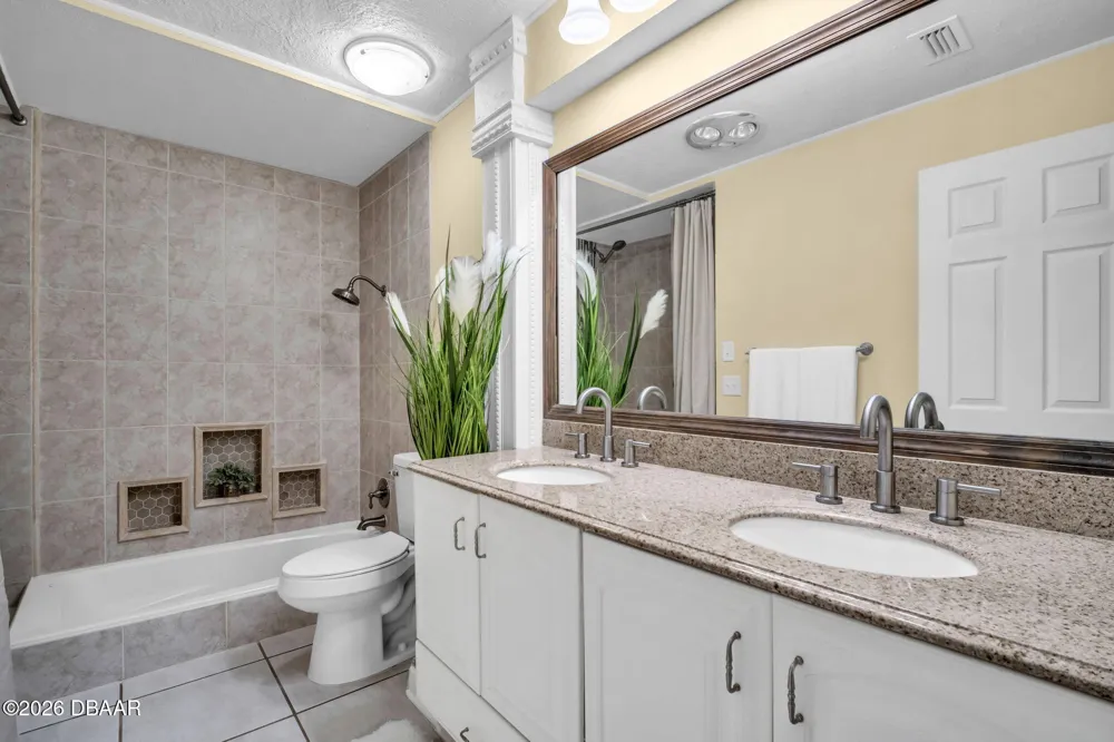 190 Water Oak Way Oldsmar, FL 34677