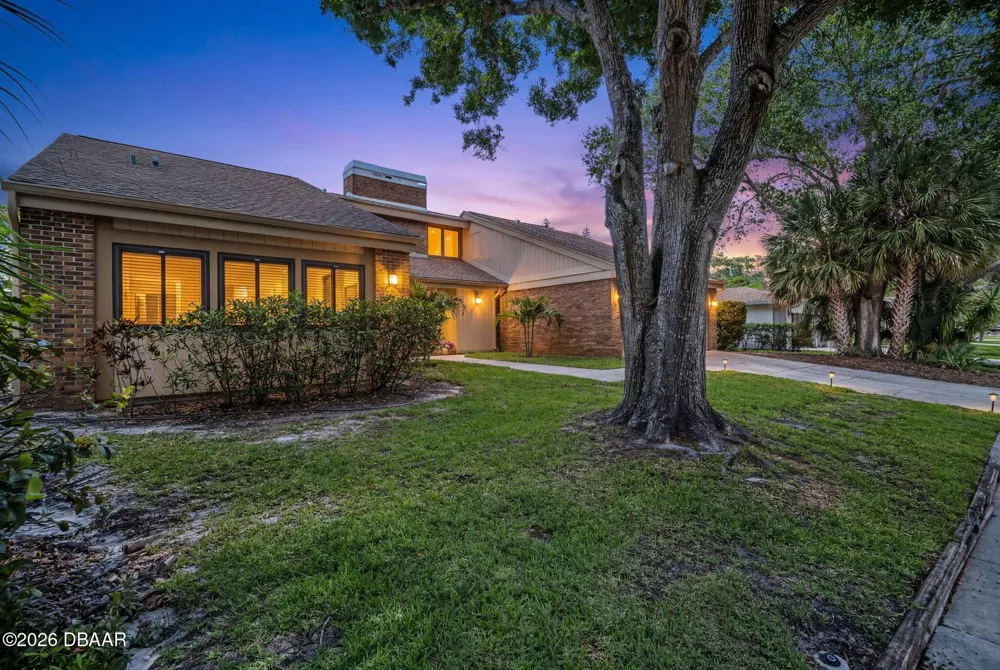 190 Water Oak Way Oldsmar, FL 34677