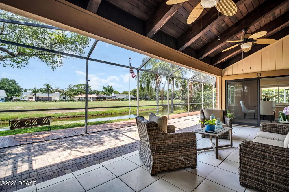 190 Water Oak Way Oldsmar, FL 34677