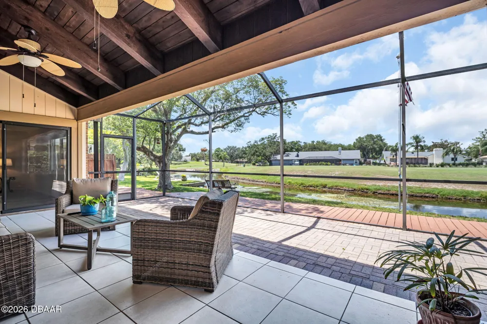190 Water Oak Way Oldsmar, FL 34677