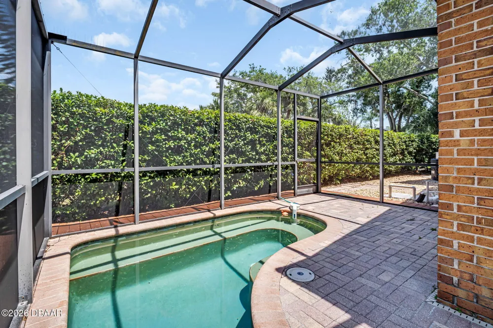 190 Water Oak Way Oldsmar, FL 34677