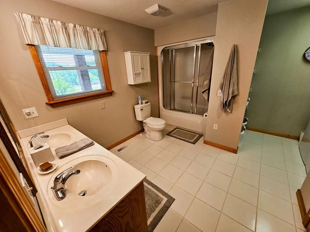 45 Sulpher Ln Andrews, NC 28901