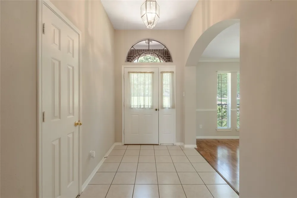 324 Red Oak Lane Trinity, TX 75862