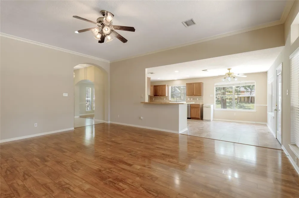 324 Red Oak Lane Trinity, TX 75862
