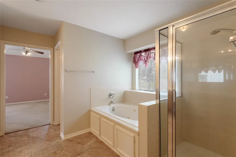 324 Red Oak Lane Trinity, TX 75862