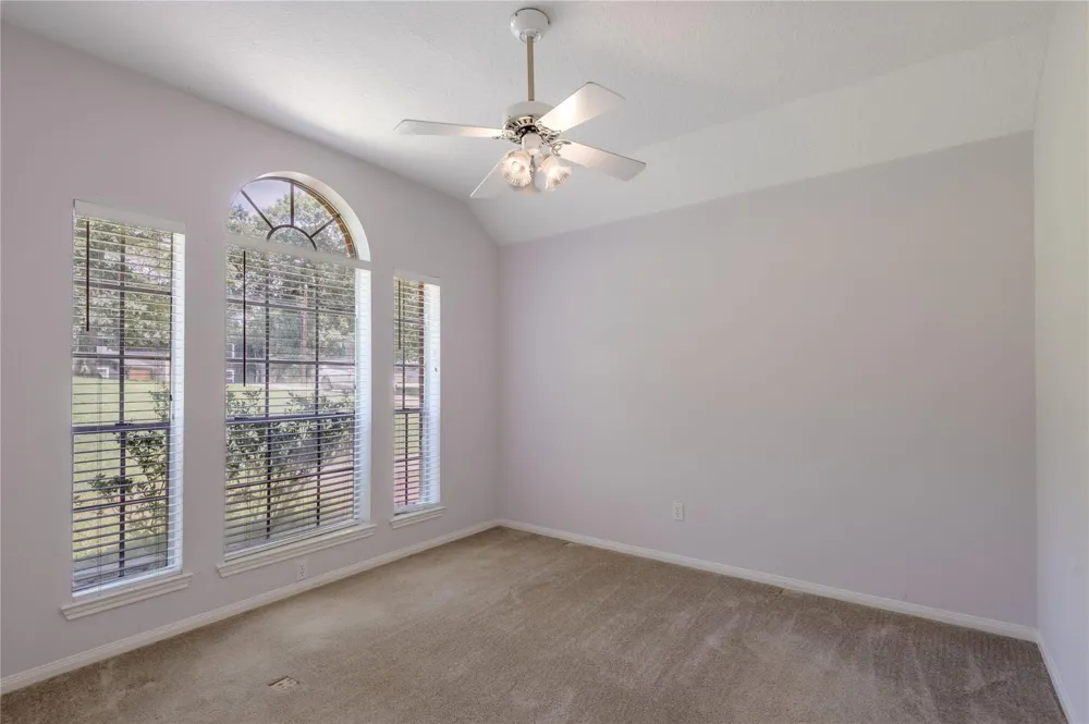 324 Red Oak Lane Trinity, TX 75862